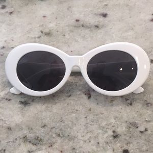 White Kurt Cobain (clout goggles) sun glasses